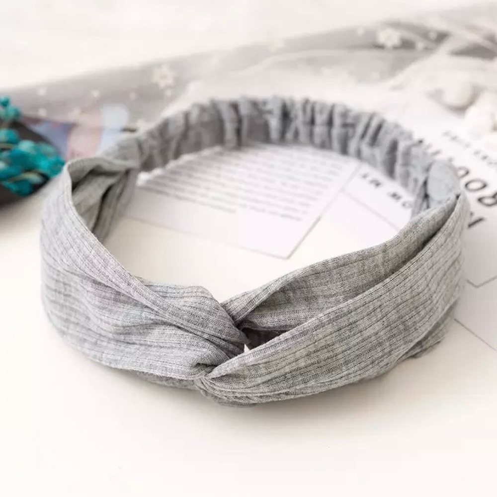 New! 5 for $15 Women's Ribbed Fashion Headband - Picture 2 of 6